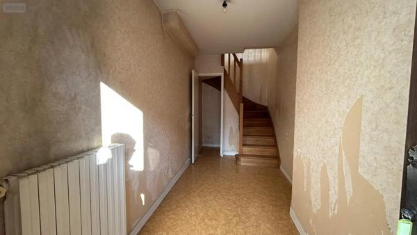 Achat - Immeuble Château-Gontier-sur-Mayenne 53200 5 pièces 120 m 2 100 m 2
