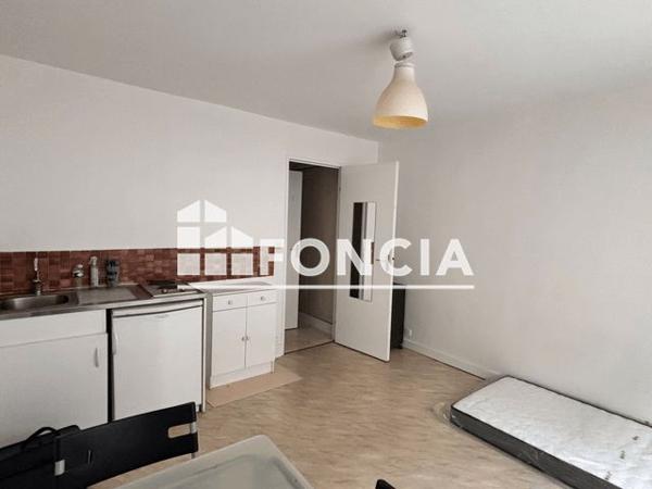 À vendre Studio 18 m² - Saint-étienne 42000