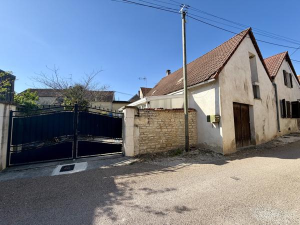 Maison
         5 pièces
        - 145 m²