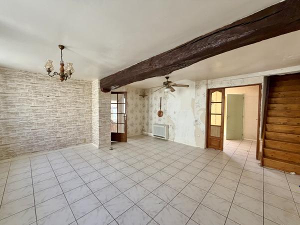 Maison
         5 pièces
        - 145 m²