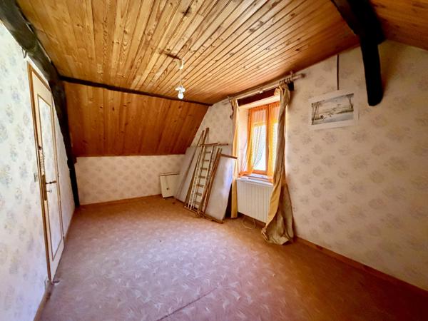 Maison
         5 pièces
        - 145 m²