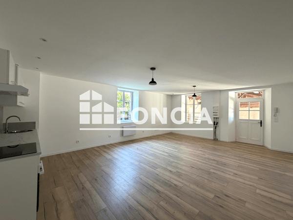 Location Appartement 3 pièces 84.9 m² - Mazamet 81200