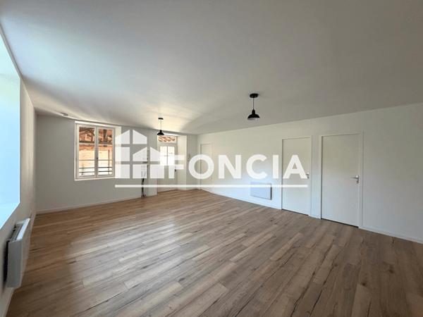Location Appartement 3 pièces 84.9 m² - Mazamet 81200