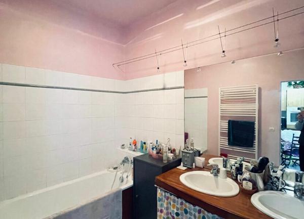 Appartement à vendre    3 pièces • 105 m2 Sète