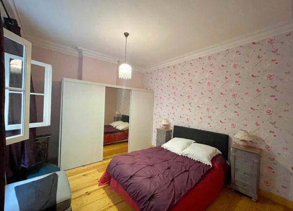 Appartement à vendre    3 pièces • 105 m2 Sète