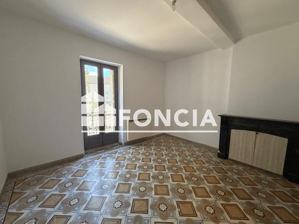 Location Appartement 3 pièces 73 m² - 3 RUE ETIENNE ICHE 1ER ETAGE Aigues-vives 34210