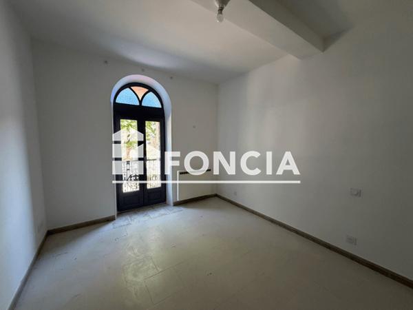Location Appartement 3 pièces 73 m² - 3 RUE ETIENNE ICHE 1ER ETAGE Aigues-vives 34210