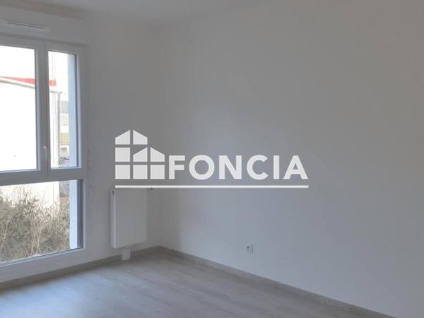 Location Appartement 3 pièces 62.92 m² - 5 RUE ADRIENNE BOLLAND Le Petit-quevilly 76140