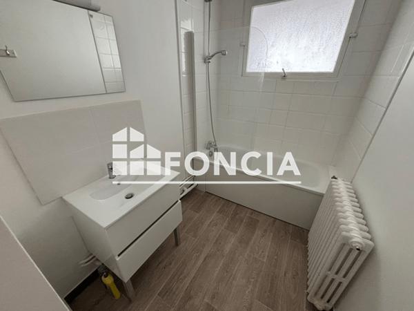 Location Appartement 3 pièces 65 m² - 13 RUE JEAN BAPTISTE CLEMENT Le Havre 76600