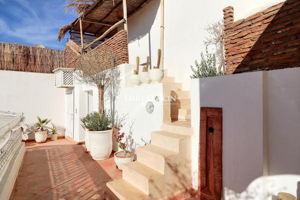 À vendre riad au quartier Riad Laarouss à Marrakech