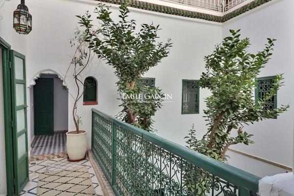 À vendre riad au quartier Riad Laarouss à Marrakech