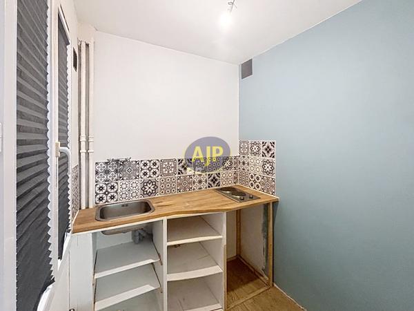 Appartement à vendre Paris 15eme - 1 pièces, 25m² avec 0 chambre(s) à 262 000€ - AJP Immobilier Paris 15 - Agence Pernet