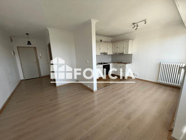 Location Studio 31.59 m² - 68 RUE DU PAS NOTRE DAME Tours 37100