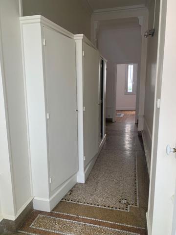 A LOUER appartement  plein centre ville de Saint Quentin 4 pièce(s) 140 m2