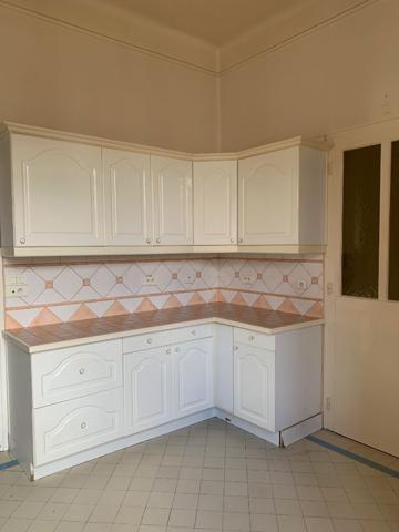 A LOUER appartement  plein centre ville de Saint Quentin 4 pièce(s) 140 m2