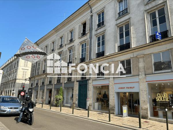 Location Appartement 2 pièces 38.5 m² - 41 RUE JEANNE D'ARC Orleans 45000