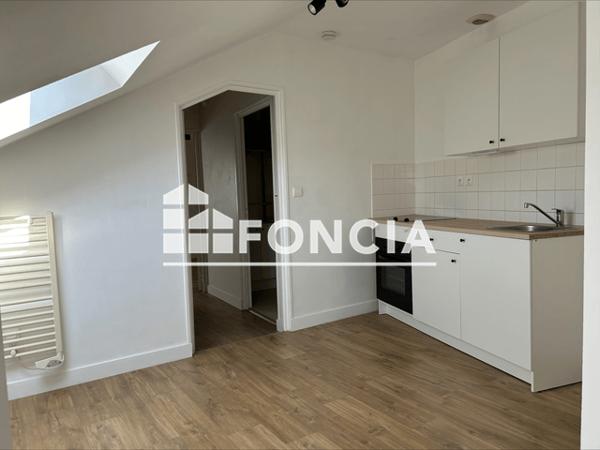 Location Appartement 2 pièces 38.5 m² - 41 RUE JEANNE D'ARC Orleans 45000