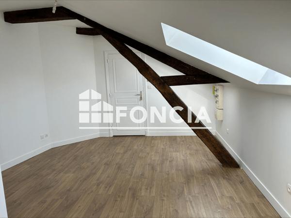 Location Appartement 2 pièces 38.5 m² - 41 RUE JEANNE D'ARC Orleans 45000