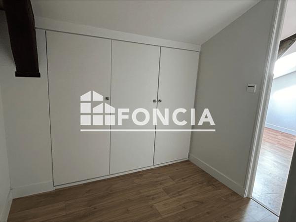 Location Appartement 2 pièces 38.5 m² - 41 RUE JEANNE D'ARC Orleans 45000