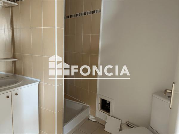 Location Appartement 2 pièces 38.5 m² - 41 RUE JEANNE D'ARC Orleans 45000