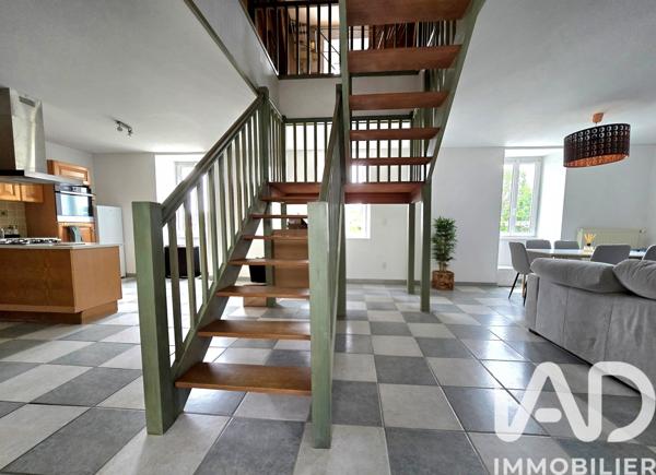 Immeuble à vendre 178 m² Bellevigny