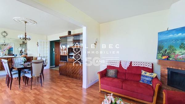 LANESTER : Appartement de 97m², 3 chambres et balcon