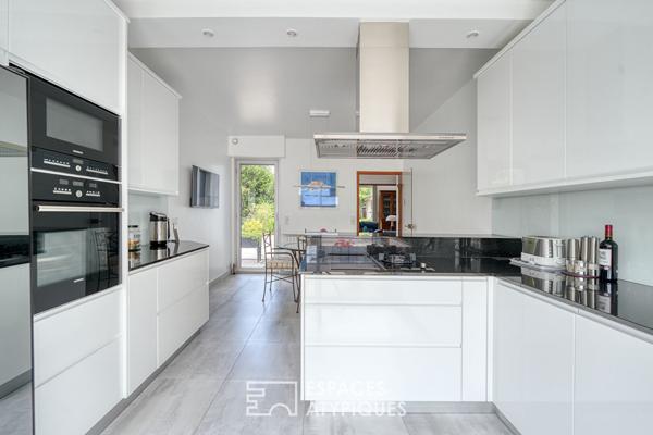 Maison d’architecte ou l’Éloge du volume et de la Lumière