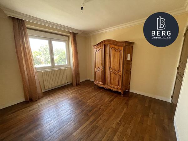 Maison à vendre dans le bourg de Ploemel