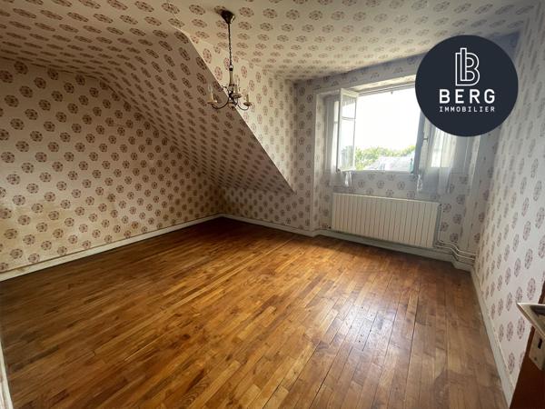Maison à vendre dans le bourg de Ploemel