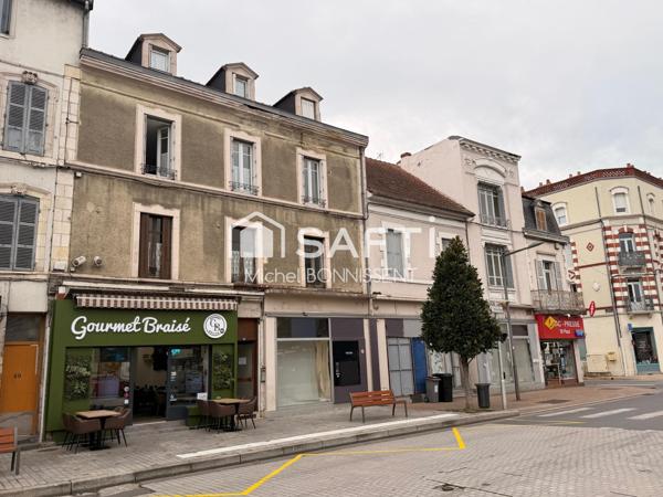 Ensemble immobilier , gros potentiel , commerce et appartements