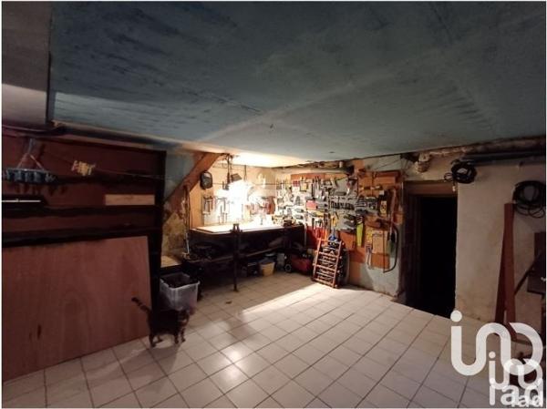 Maison 5 pièces de 165 m² à Montereau-Fault-Yonne (77130)