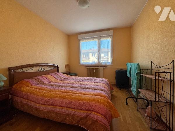 APPARTEMENT T4, 80M2 AVEC BALCON ET GARAGE FERME