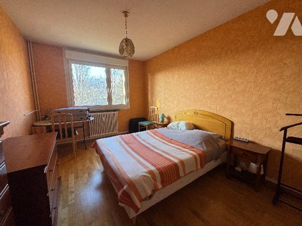 APPARTEMENT T4, 80M2 AVEC BALCON ET GARAGE FERME