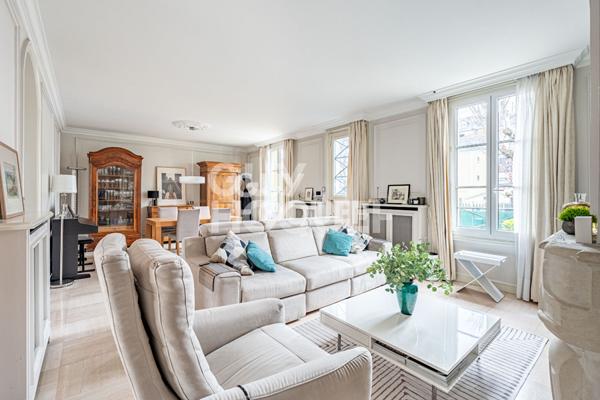 MAISON 184 M² 8 PIÈCES. 6 CHAMBRES