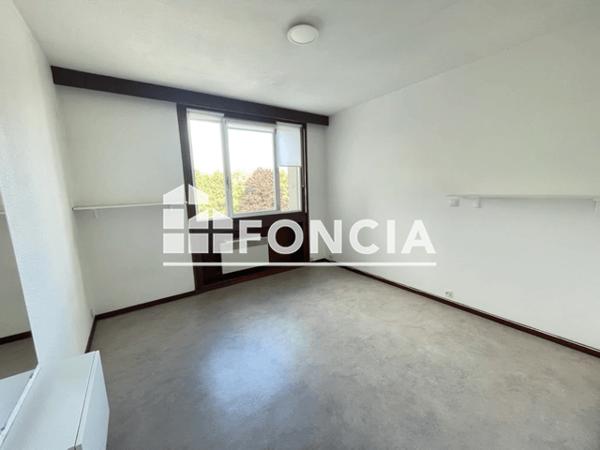 Location Studio 25 m² - 2 RUE DU VIVARAIS Vandoeuvre-les-nancy 54500
