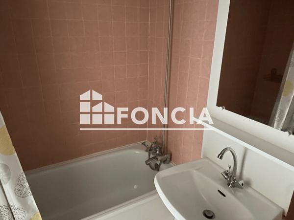 Location Studio 25 m² - 2 RUE DU VIVARAIS Vandoeuvre-les-nancy 54500