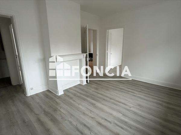 Location Appartement 3 pièces 50.96 m² - 40 RUE DU COMMANDANT BAYART PORTE 101 Lille 59000