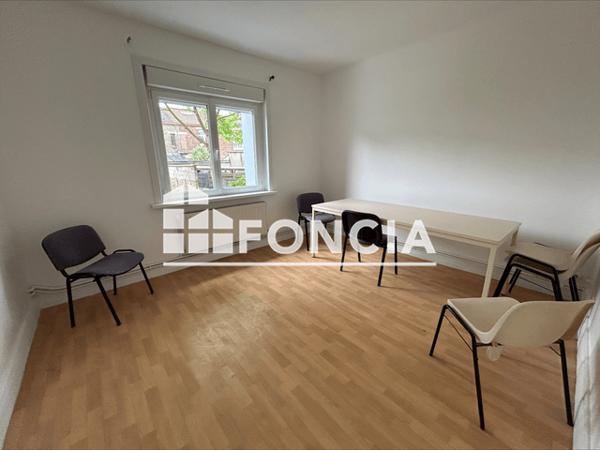 Location Appartement 3 pièces 50.96 m² - 40 RUE DU COMMANDANT BAYART PORTE 101 Lille 59000