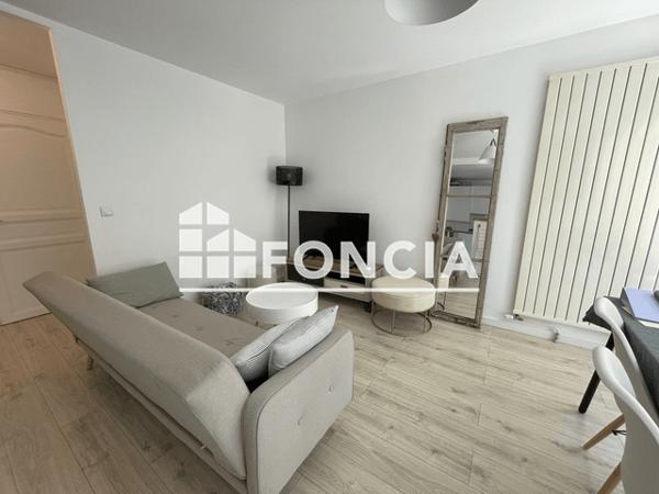 Location Appartement meublé 2 pièces 52.9 m² - RUES THIERS SEVIGNE BD GAMBETT Charleville Mezieres 08000