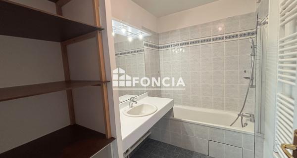 Location Appartement 2 pièces 40.16 m² - Villefranche-sur-saône 69400