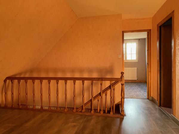 Goudelin (22290) Bien immobilier de 242 m² dont 110 habitables.