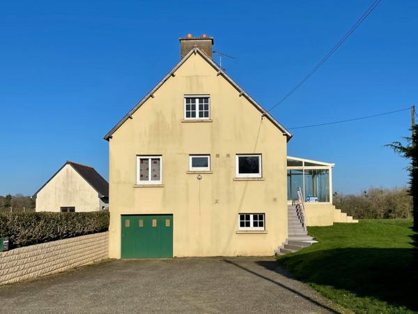 Goudelin (22290) Bien immobilier de 242 m² dont 110 habitables.