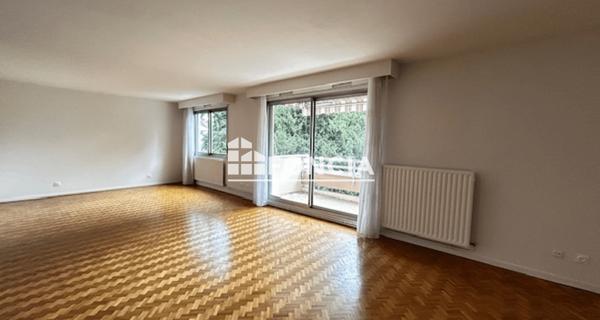 Location Appartement 5 pièces 127.33 m² - Lyon 69009