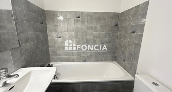 Location Appartement 5 pièces 127.33 m² - Lyon 69009