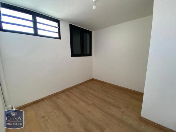 Appartement à louer 4 pièces 105m²