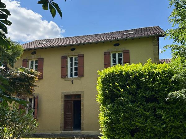 Dpt Gers (32), à vendre proche de EAUZE maison P12 de 300 m² - Terrain de 8870 m²