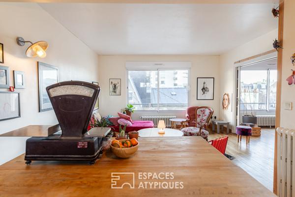 Duplex inspirant avec cheminée et jardin partagé