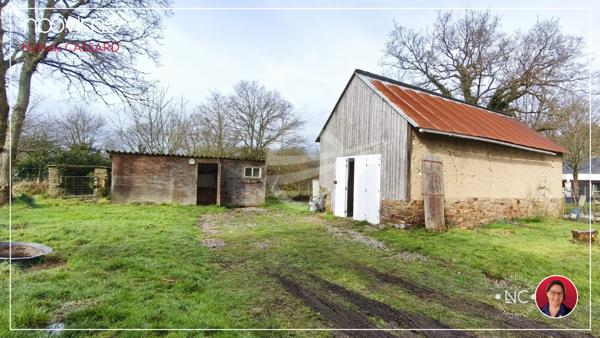 Maison de village à RÉNOVER 121 m² 3 chambres sur 2100 m² avec puits et dépendances