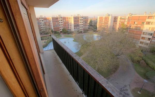 Appartement à vendre    4 pièces • 75,25 m2 Ris-Orangis