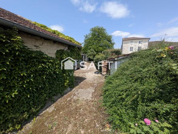 Maison en pierre - 5  pièces - 140m² m²